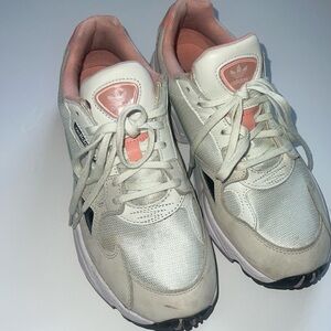 Adidas Falcon W Size 7.5